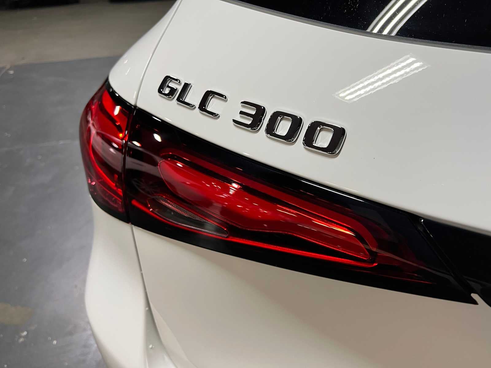 2025 Mercedes-Benz GLC 300 4MATIC® SUV