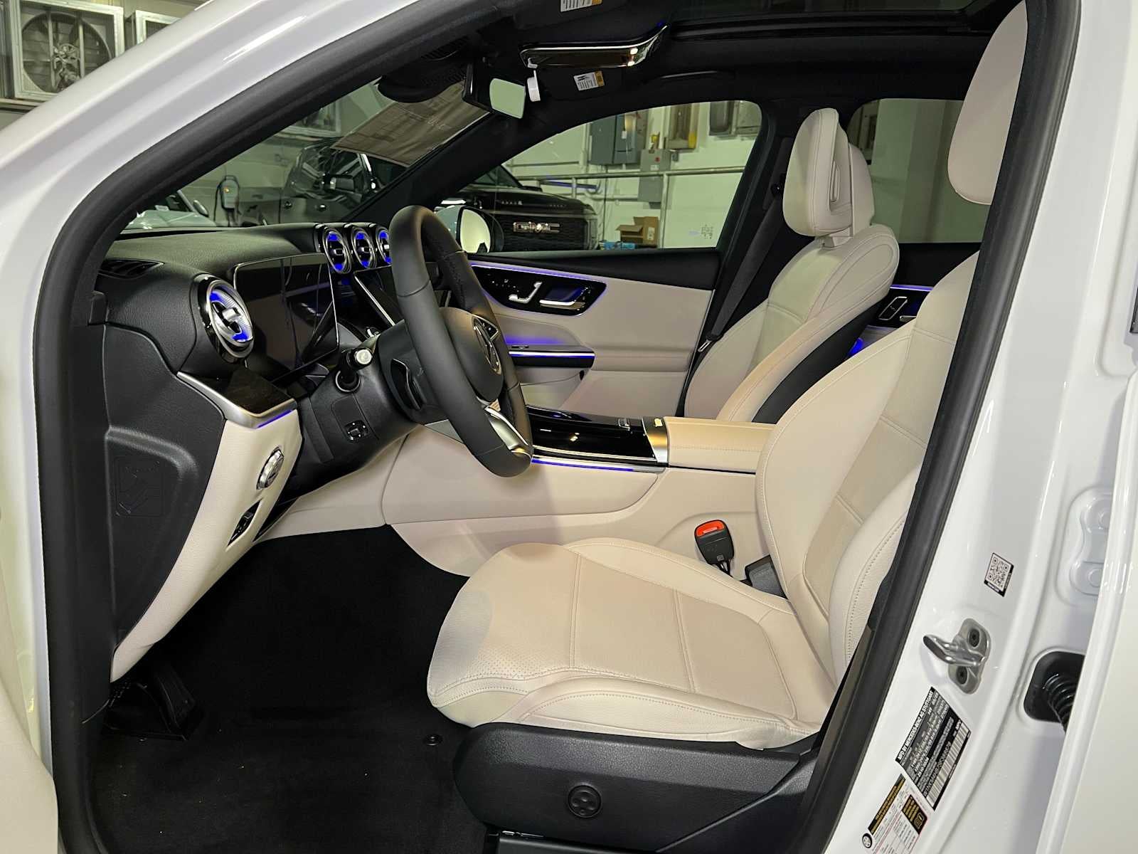 2025 Mercedes-Benz GLC 300 4MATIC® SUV