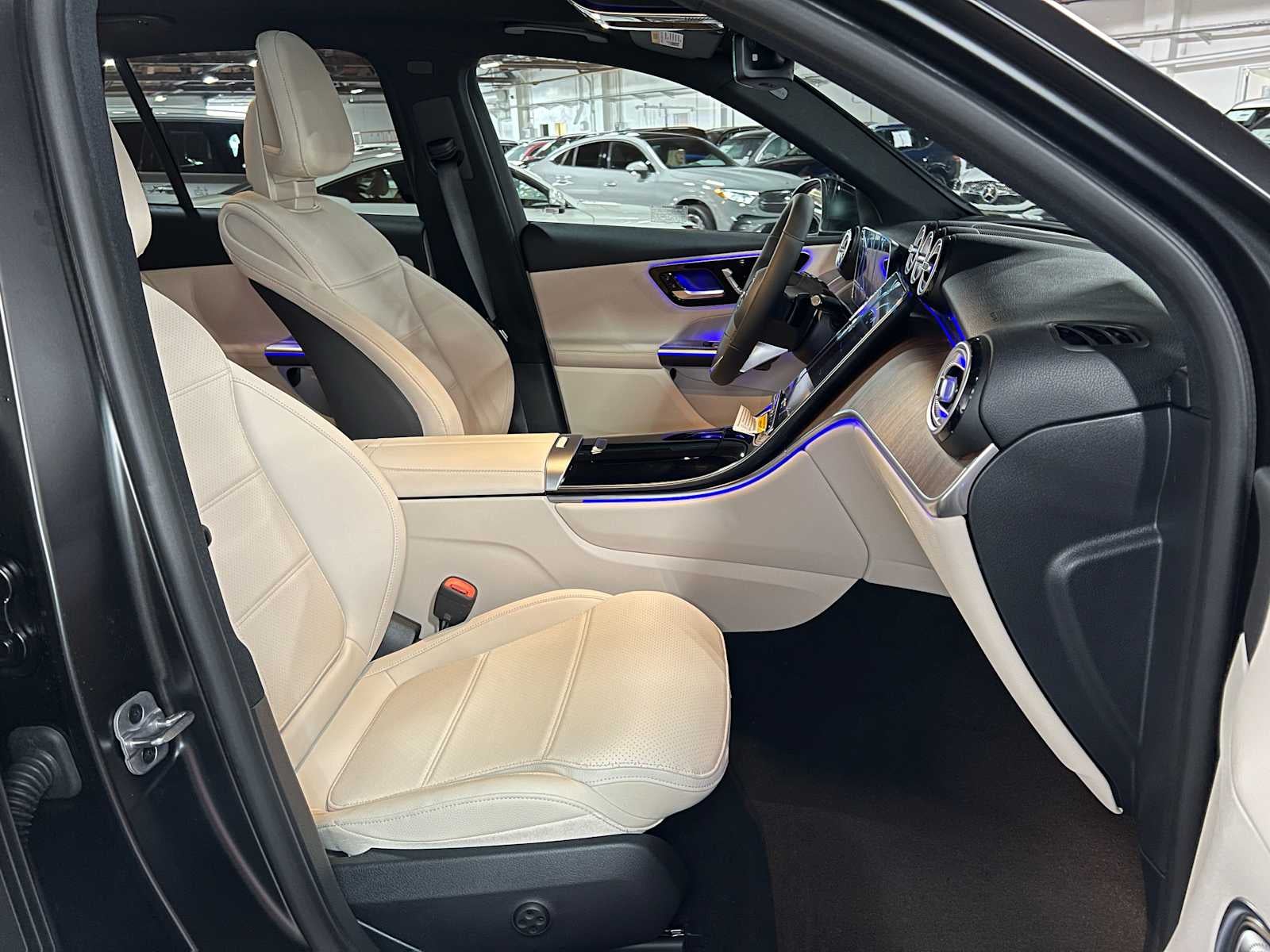 2025 Mercedes-Benz GLC 300 4MATIC® SUV