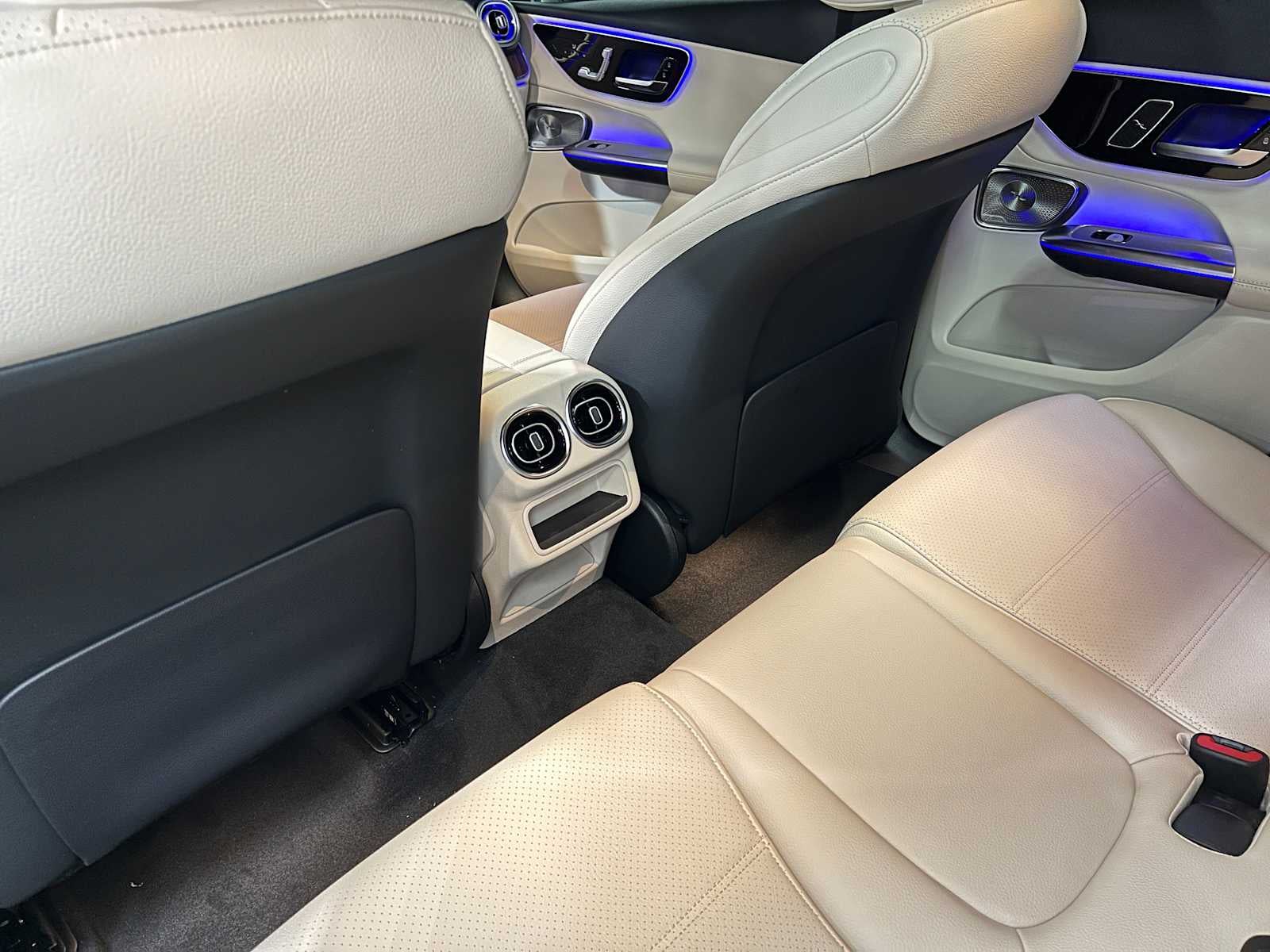2025 Mercedes-Benz GLC 300 4MATIC® SUV