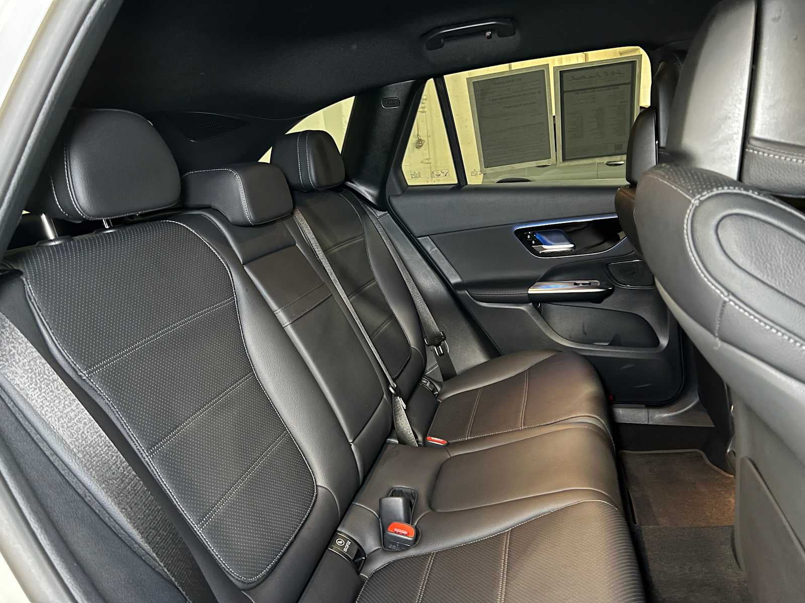 2025 Mercedes-Benz GLC 300 4MATIC® SUV