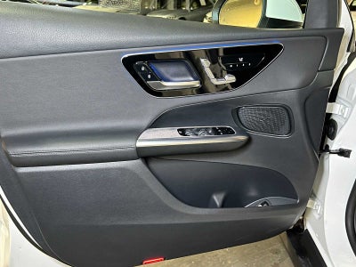 2025 Mercedes-Benz GLC 300 4MATIC® SUV