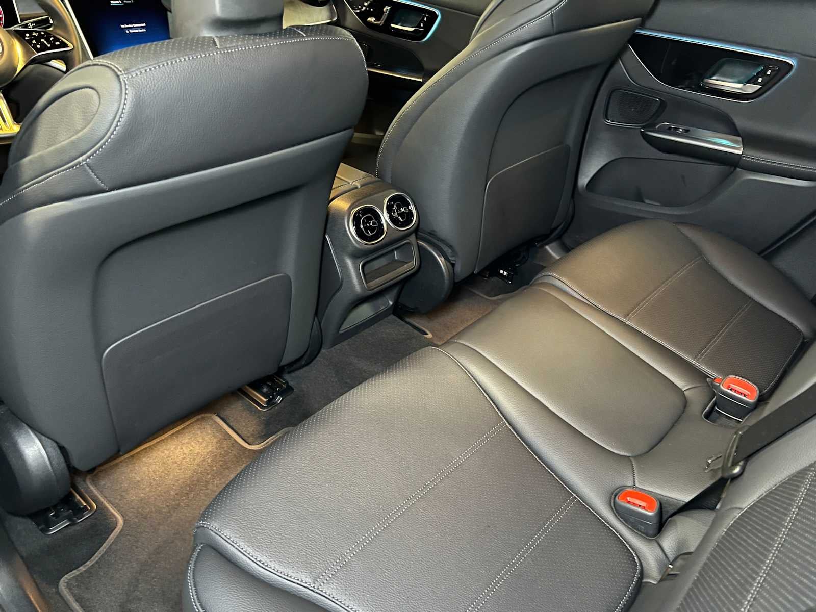 2025 Mercedes-Benz GLC 300 4MATIC® SUV