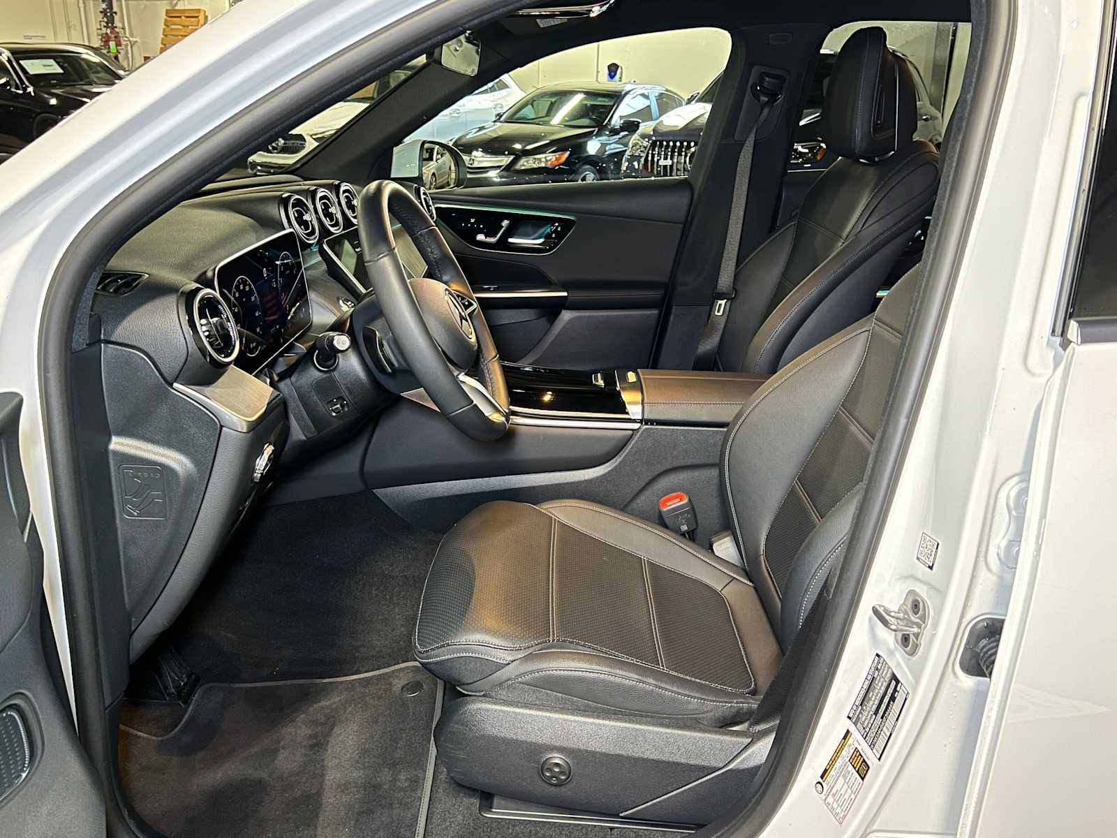 2025 Mercedes-Benz GLC 300 4MATIC® SUV