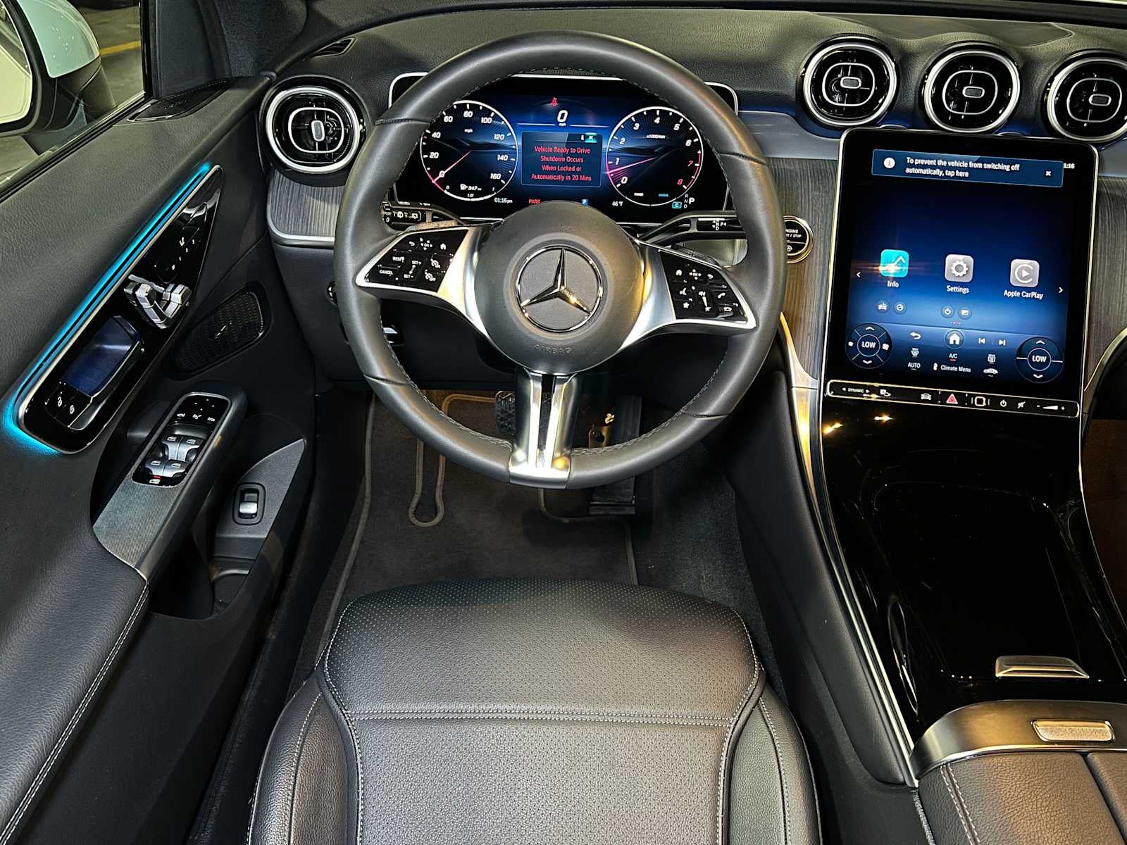 2025 Mercedes-Benz GLC 300 4MATIC® SUV