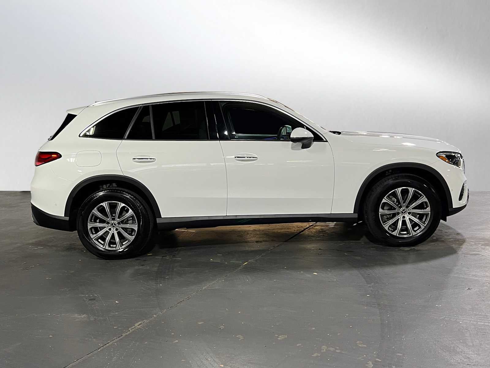 2025 Mercedes-Benz GLC GLC 300