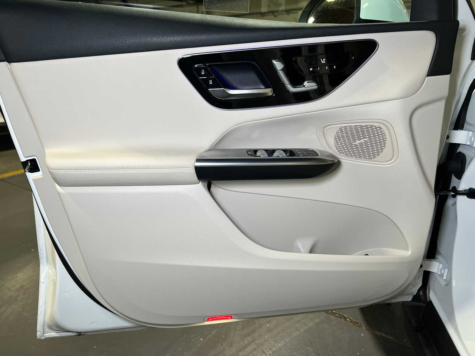 2025 Mercedes-Benz GLC GLC 300