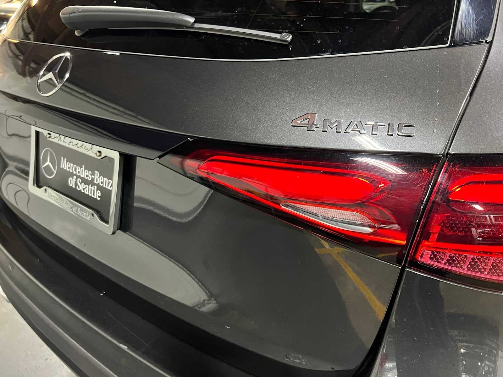 2026 Mercedes-Benz GLC 300 4MATIC® SUV