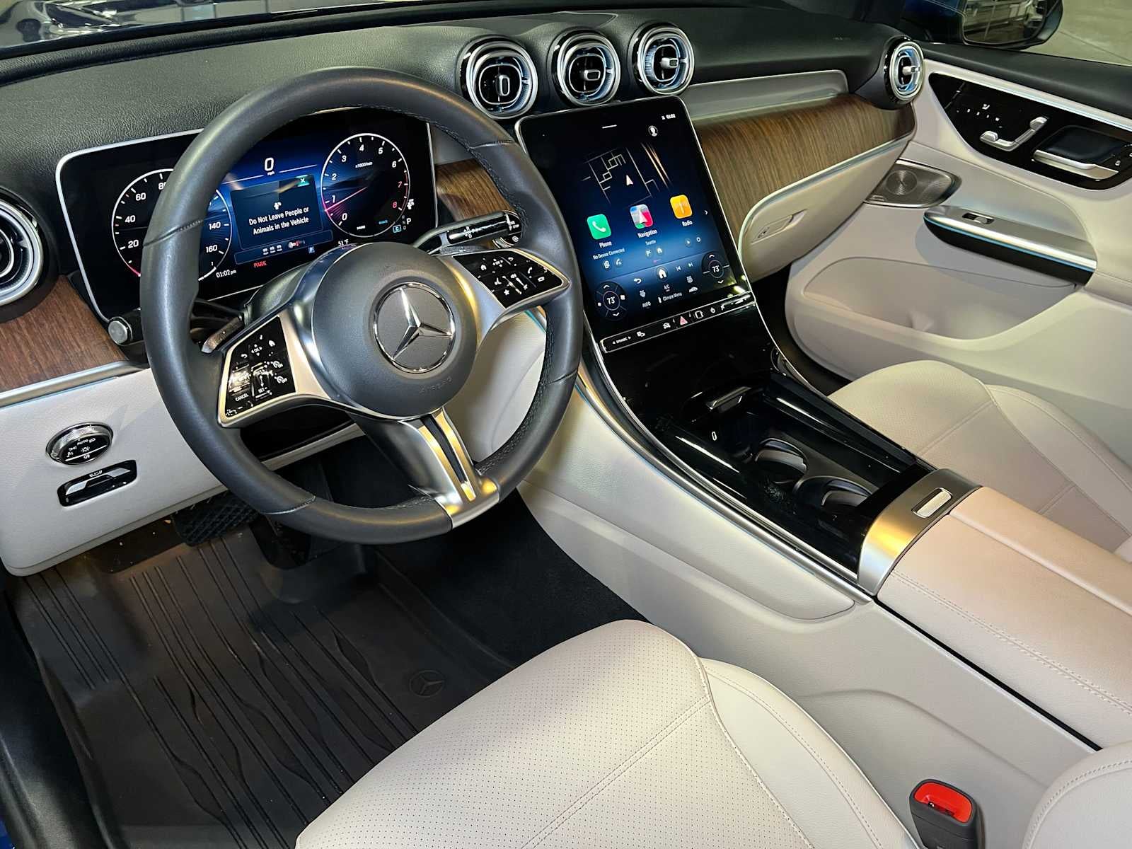 2025 Mercedes-Benz GLC GLC 300