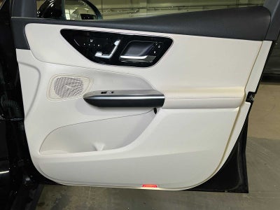 2025 Mercedes-Benz GLC GLC 300