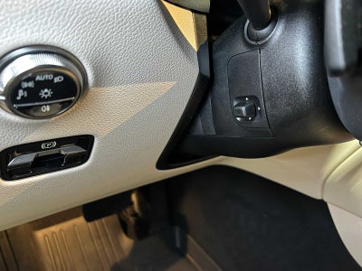 2025 Mercedes-Benz GLC 300 GLC 300