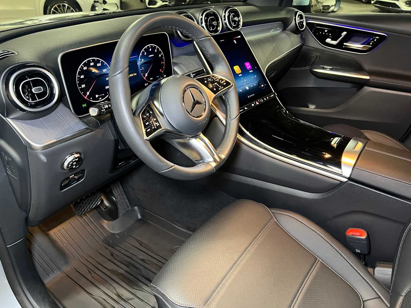 2026 Mercedes-Benz GLC 300 4MATIC® SUV