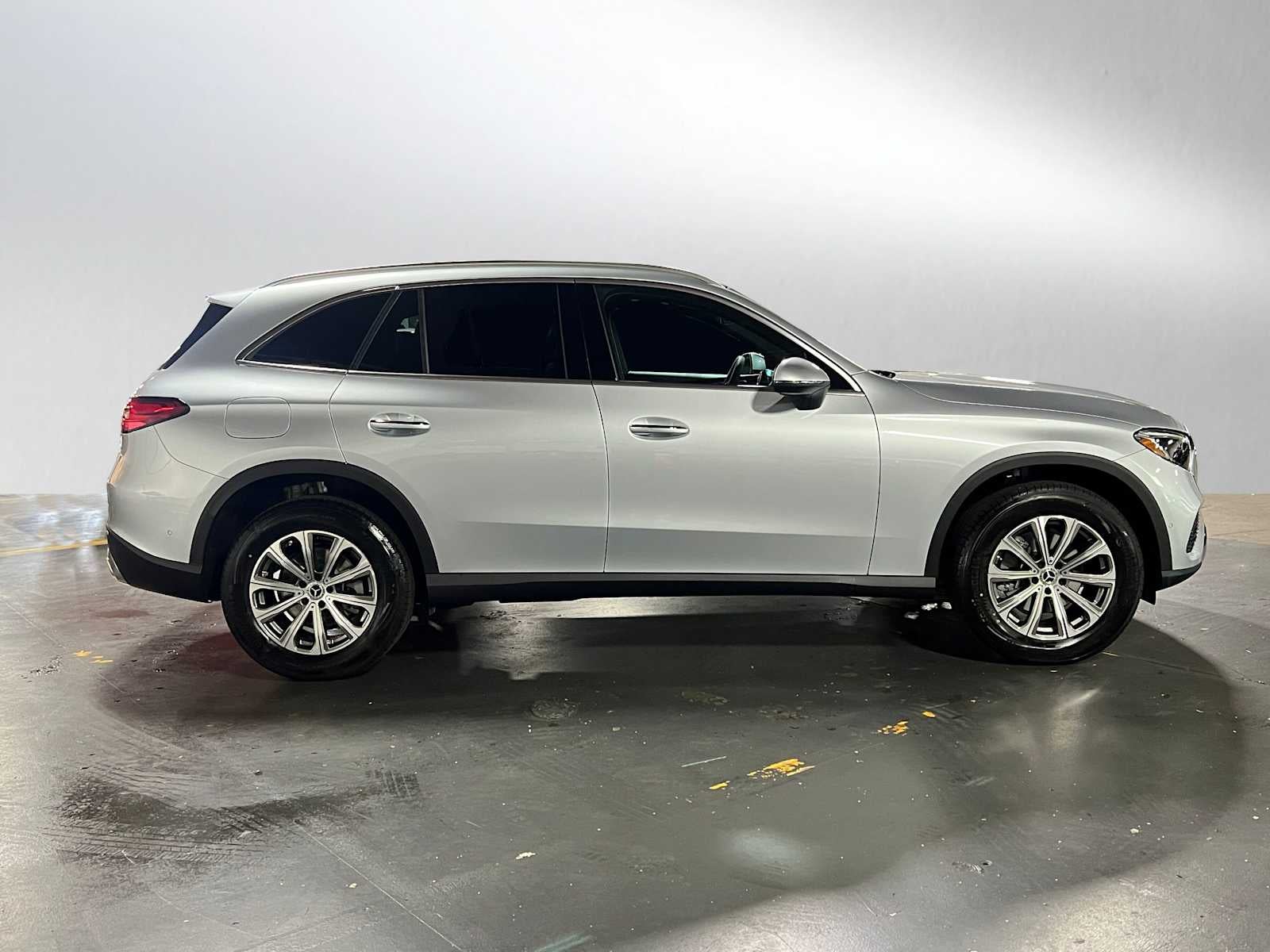 2025 Mercedes-Benz GLC 300 4MATIC® SUV