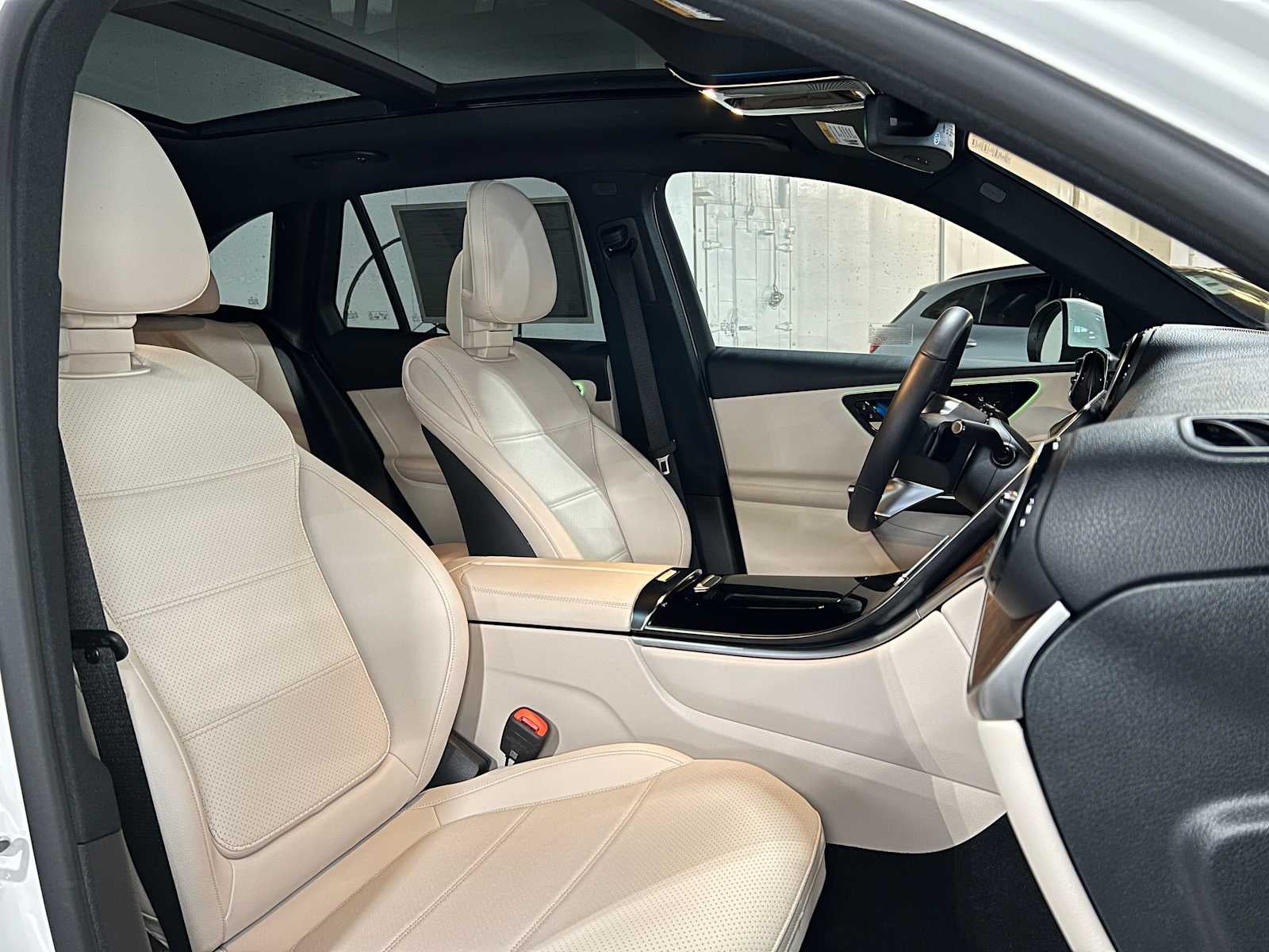 2025 Mercedes-Benz GLC 300 4MATIC® SUV