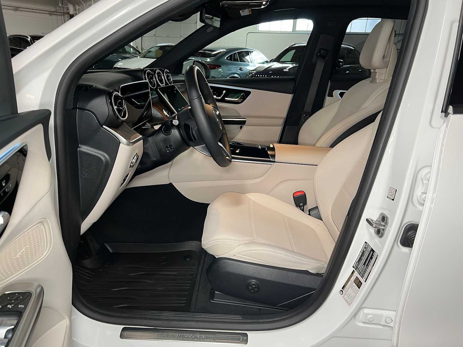 2025 Mercedes-Benz GLC 300 4MATIC® SUV