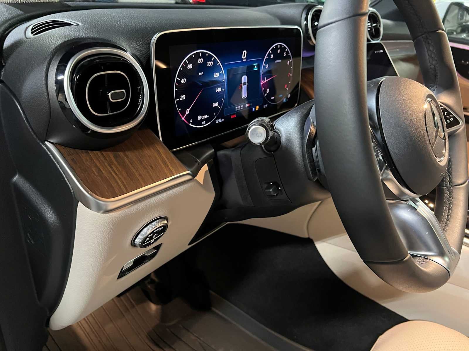 2026 Mercedes-Benz GLC 300 4MATIC® SUV
