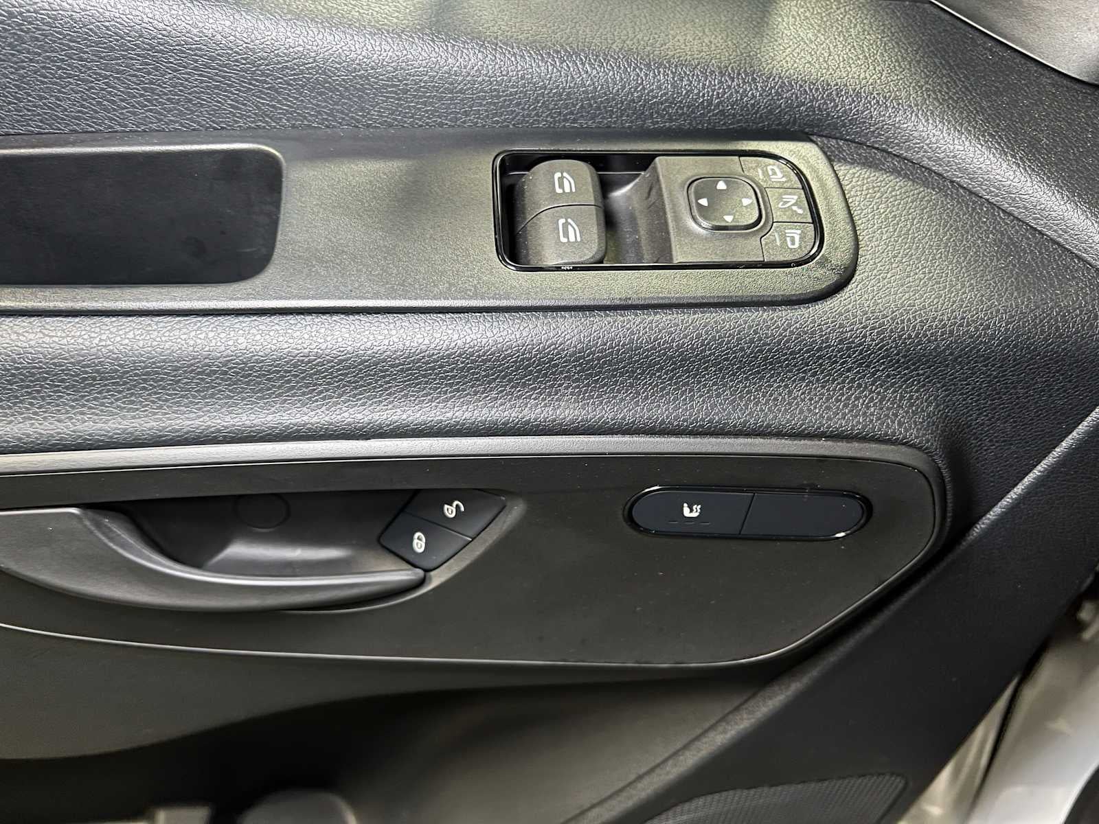 2025 Mercedes-Benz Sprinter 2500 Standard Roof I4 Diesel 144" RWD