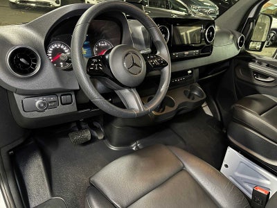 2025 Mercedes-Benz Sprinter 2500 Standard Roof I4 Diesel 144" RWD