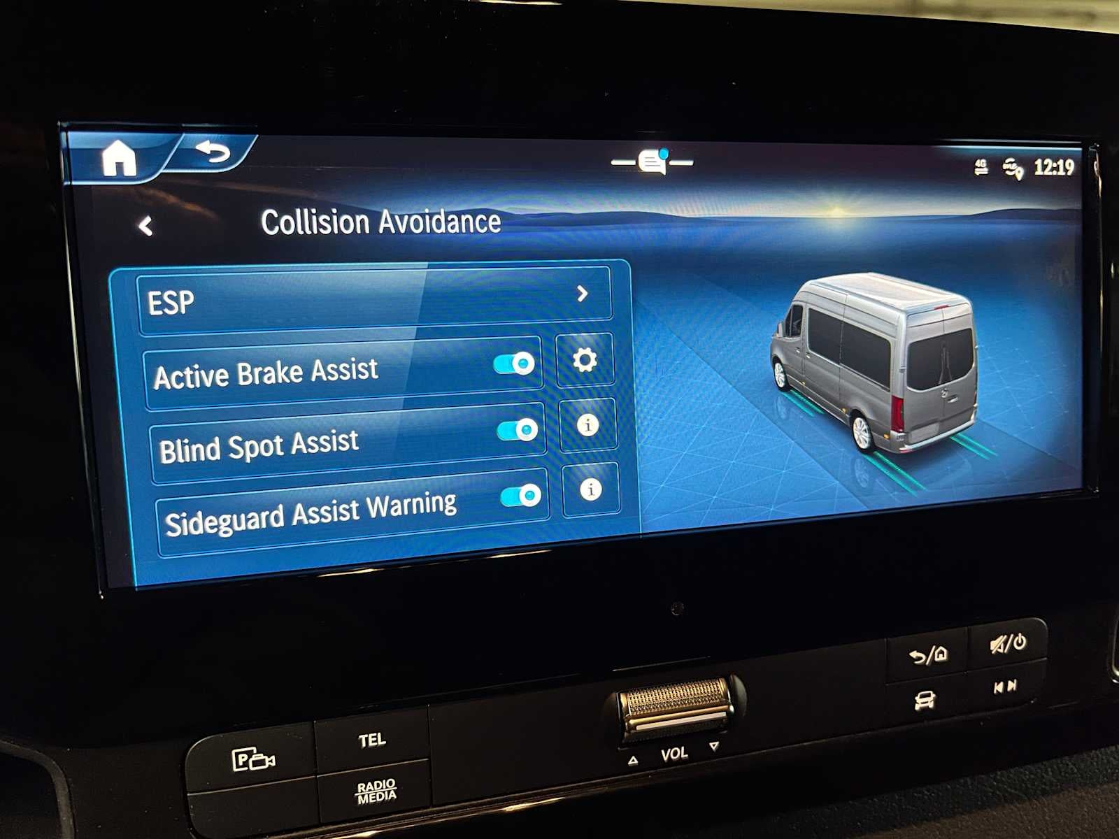 2025 Mercedes-Benz Sprinter 2500 Standard Roof I4 Diesel 144" RWD