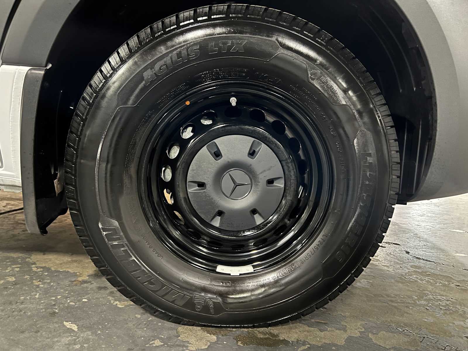 2025 Mercedes-Benz Sprinter 2500 Standard Roof I4 Diesel 144" RWD