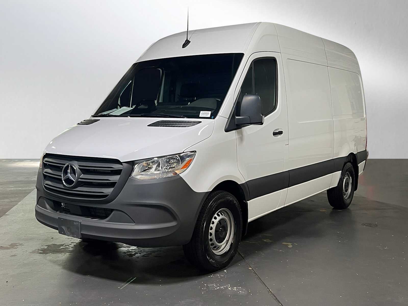 2025 Mercedes-Benz Sprinter 2500 Standard Roof I4 Diesel 144" RWD