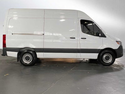 2025 Mercedes-Benz Sprinter 2500 Standard Roof I4 Diesel 144" RWD