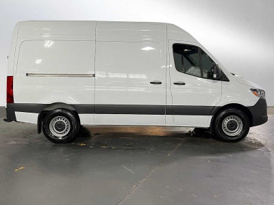 2025 Mercedes-Benz Sprinter 2500 Standard Roof I4 Diesel 144" RWD