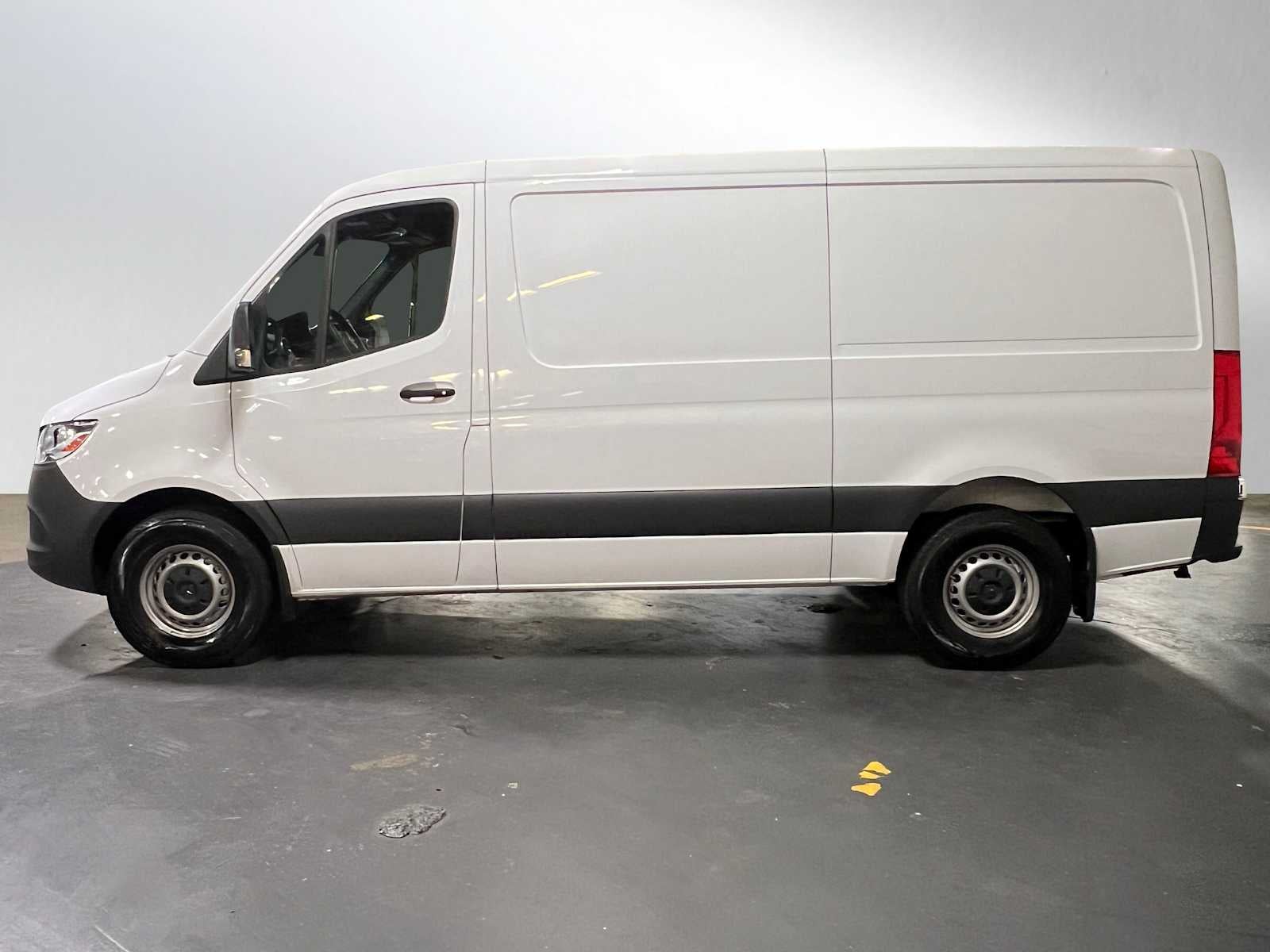 2025 Mercedes-Benz Sprinter 2500 Standard Roof I4 Diesel 144" RWD