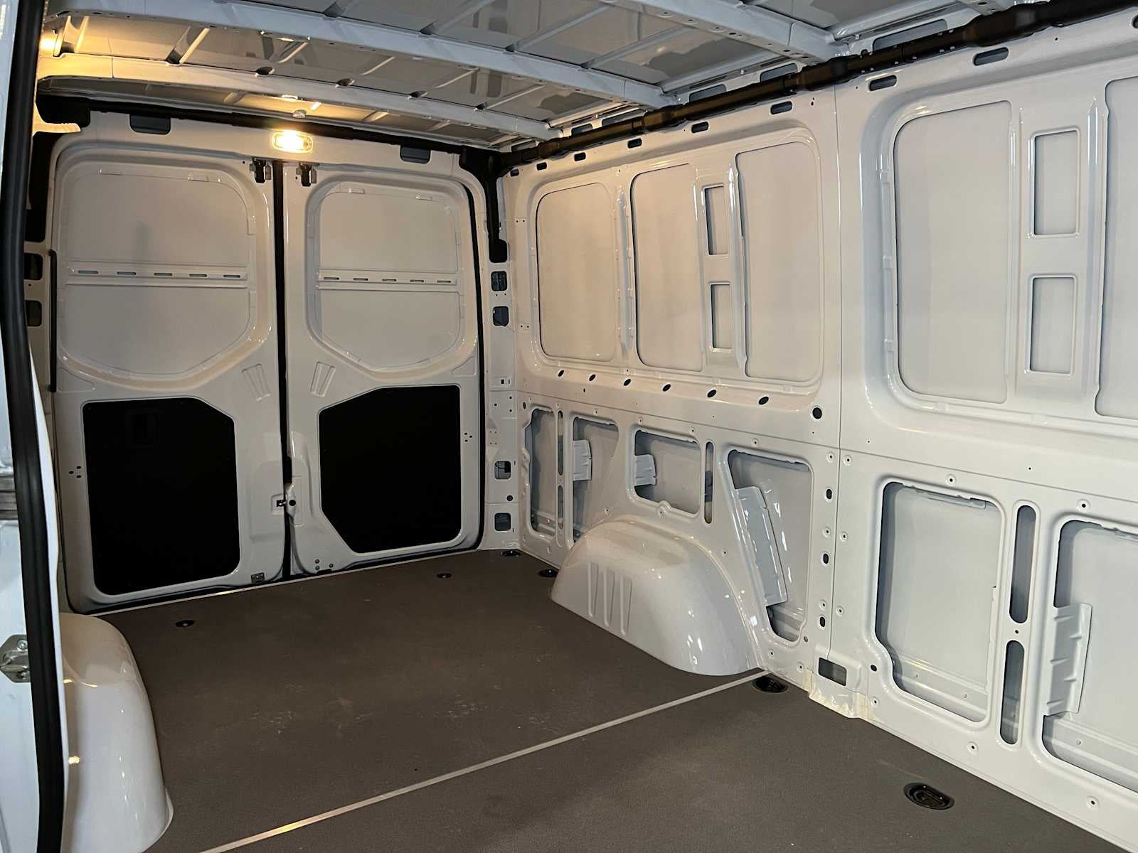 2025 Mercedes-Benz Sprinter 2500 Standard Roof I4 Diesel 144" RWD