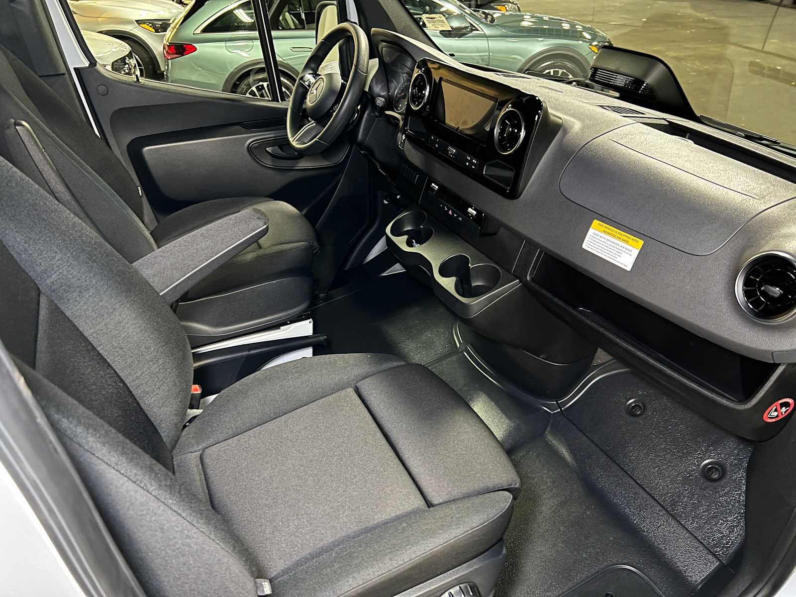 2025 Mercedes-Benz Sprinter 2500 Standard Roof I4 Diesel 144" RWD