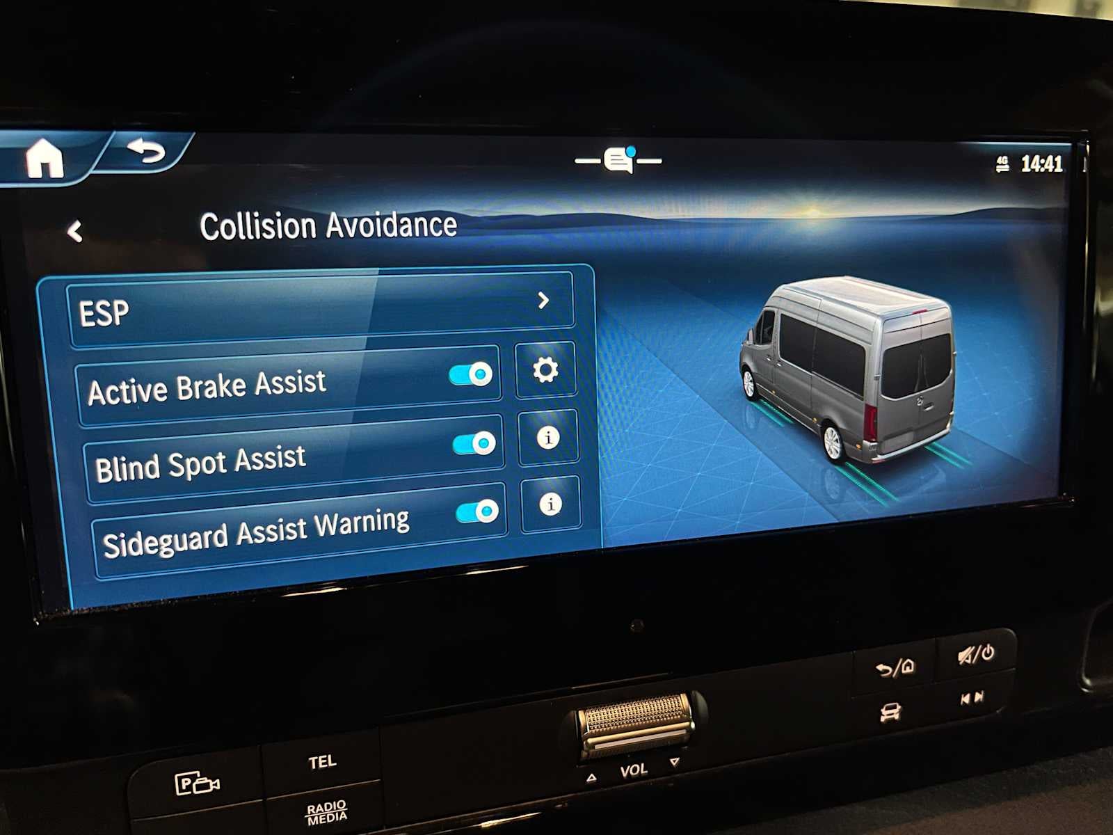 2025 Mercedes-Benz Sprinter 2500 Standard Roof I4 Diesel 144" RWD