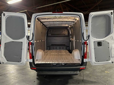 2025 Mercedes-Benz Sprinter 2500 Standard Roof I4 Diesel 144" RWD