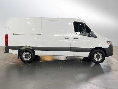 2025 Mercedes-Benz Sprinter 2500 Standard Roof I4 Diesel HO 144" RWD