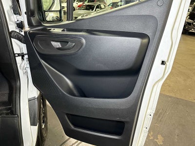 2025 Mercedes-Benz Sprinter 2500 Standard Roof I4 Diesel HO 144" RWD