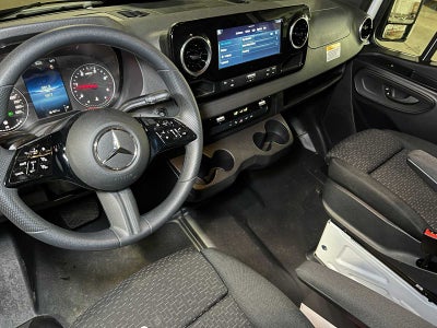2025 Mercedes-Benz Sprinter 2500 Standard Roof I4 Diesel HO 144" RWD
