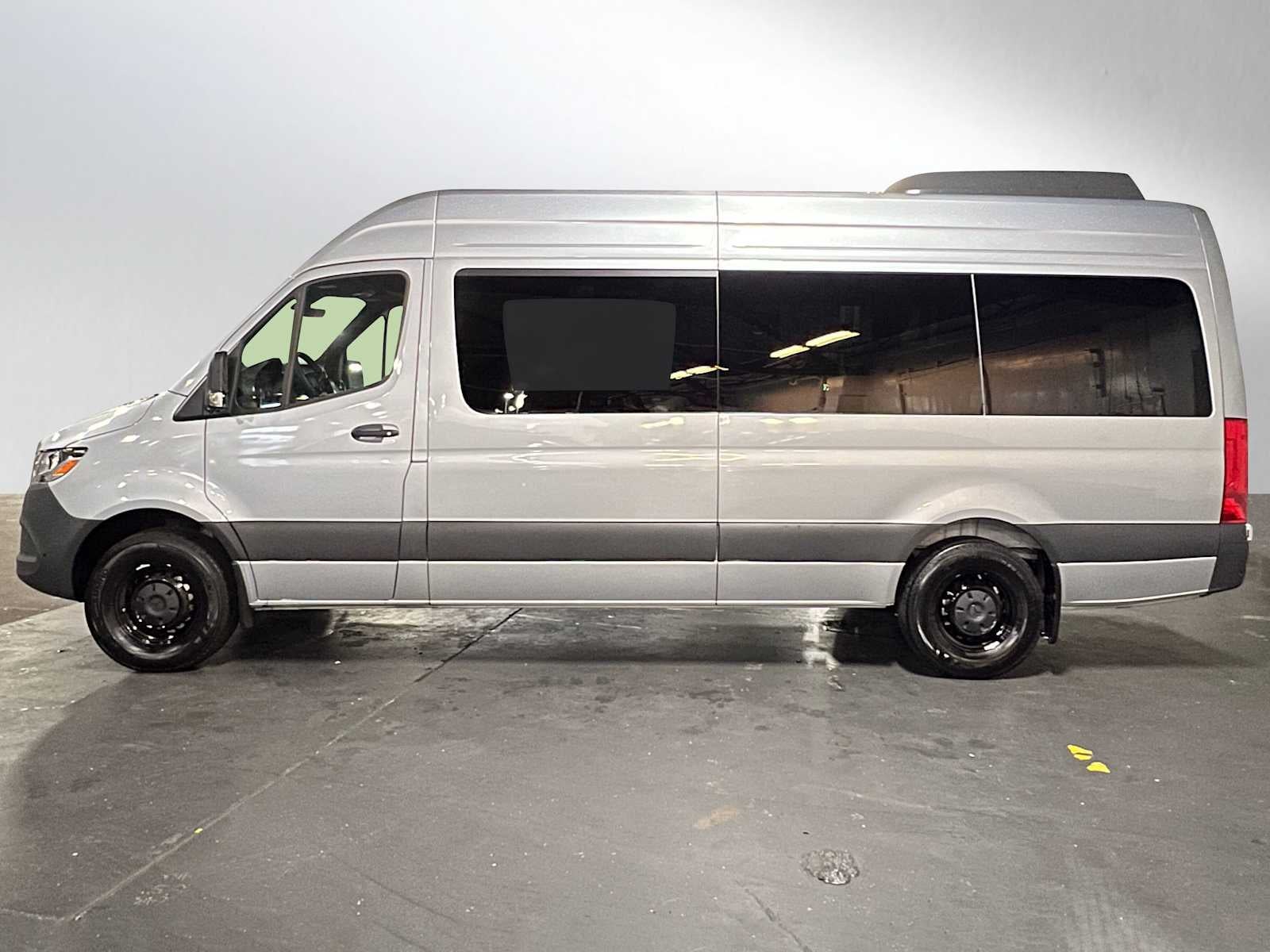2025 Mercedes-Benz Sprinter 2500 High Roof I4 Diesel HO 170" RWD