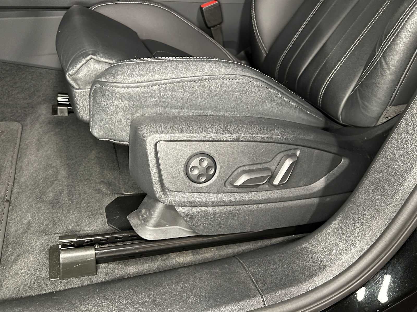 2024 Audi Q5 S line Premium