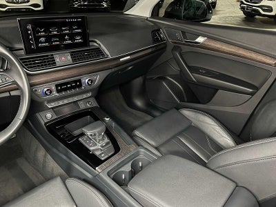 2024 Audi Q5 S line Premium