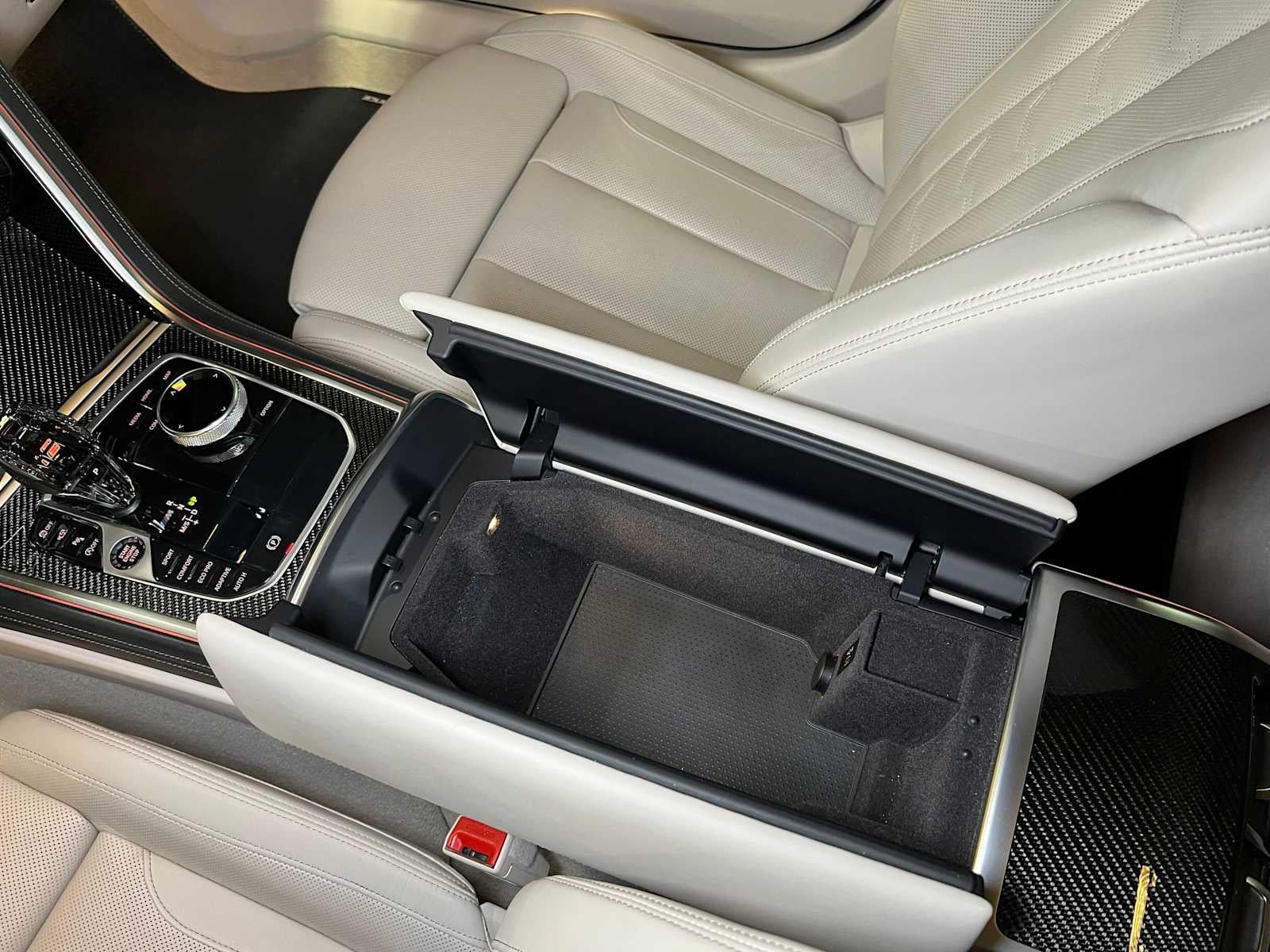 2022 BMW M850i xDrive M850i