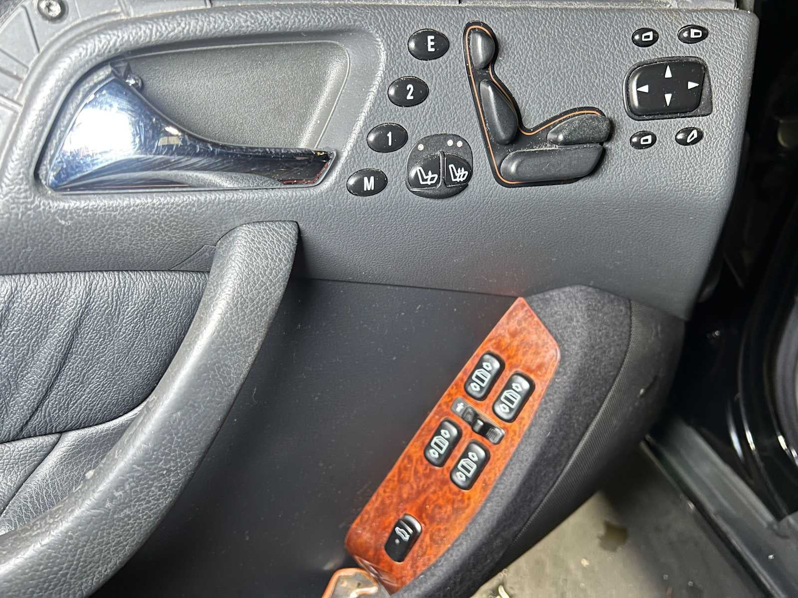 2001 Mercedes-Benz S430 4dr Sdn 4.3L