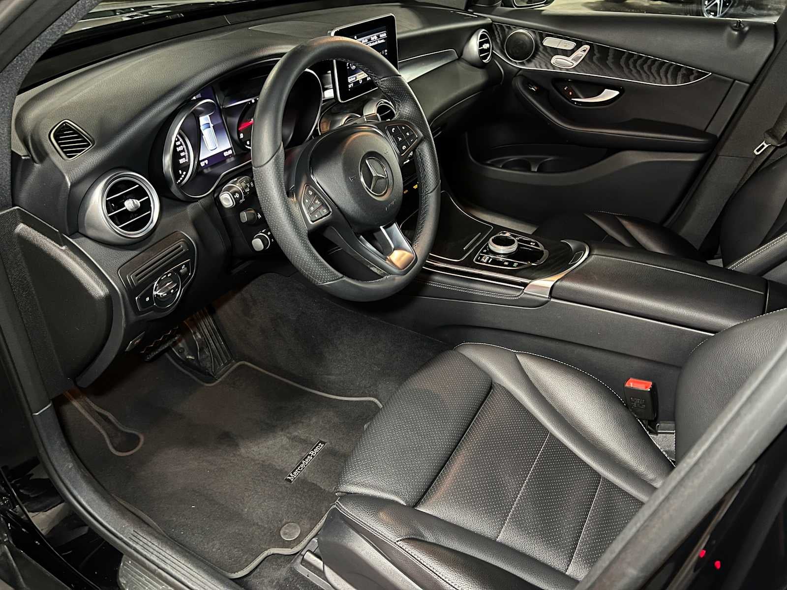 2018 Mercedes-Benz GLC 300 GLC 300