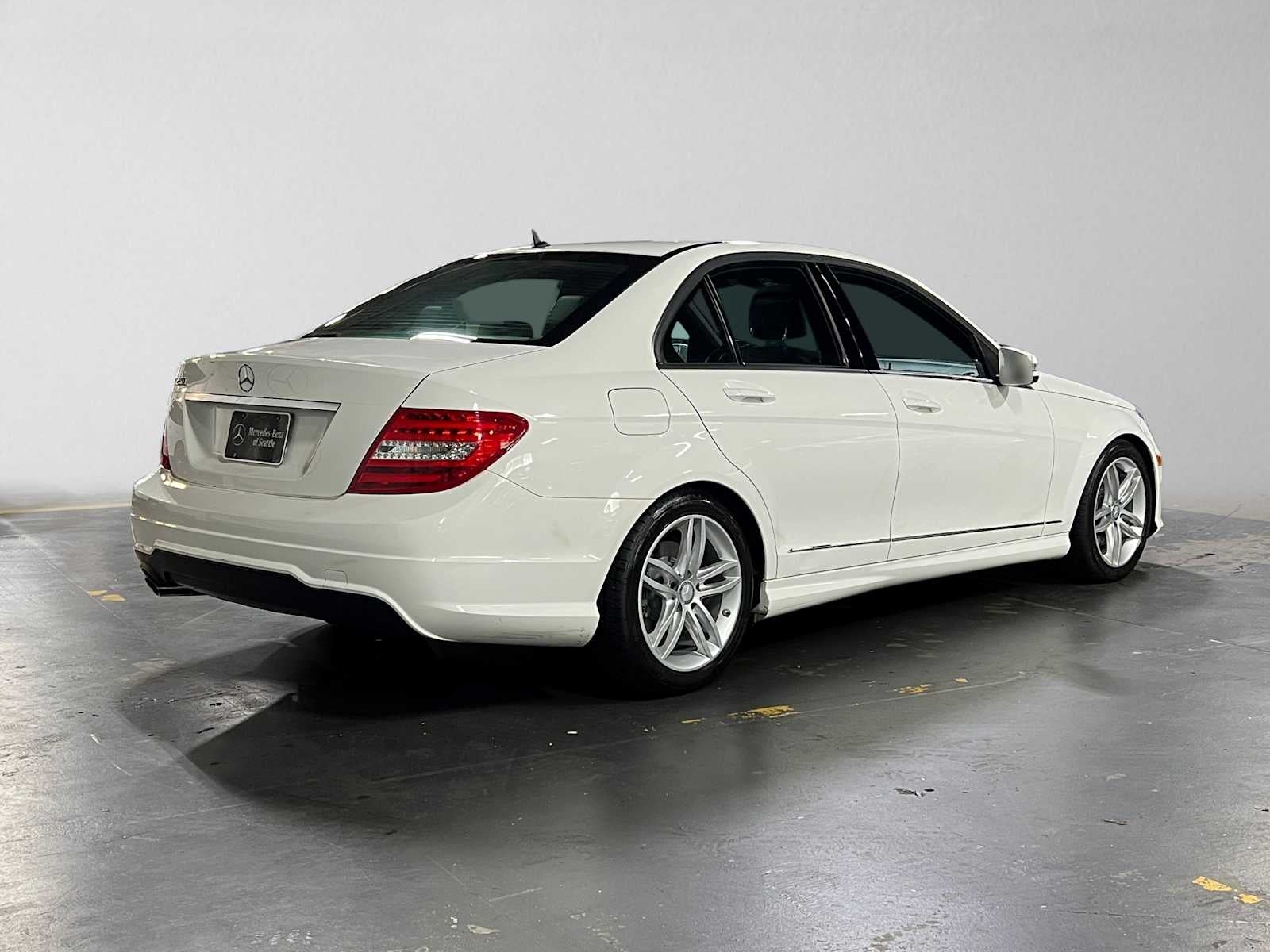 2014 Mercedes-Benz C 250 4dr Sdn RWD