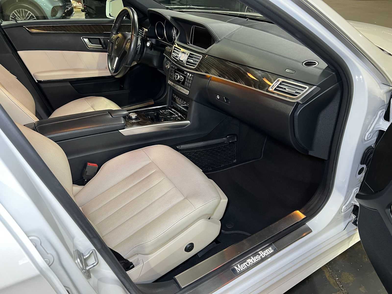 2015 Mercedes-Benz E 400 4dr Sdn 4MATIC®