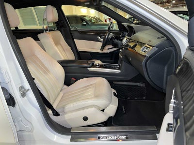 2015 Mercedes-Benz E 400 4dr Sdn 4MATIC®
