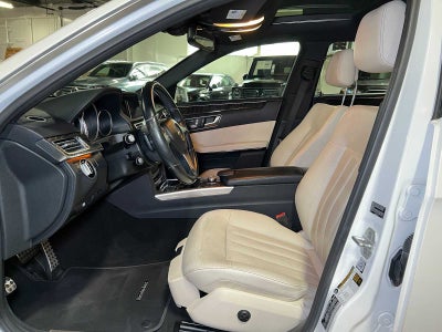 2015 Mercedes-Benz E 400 4dr Sdn 4MATIC®