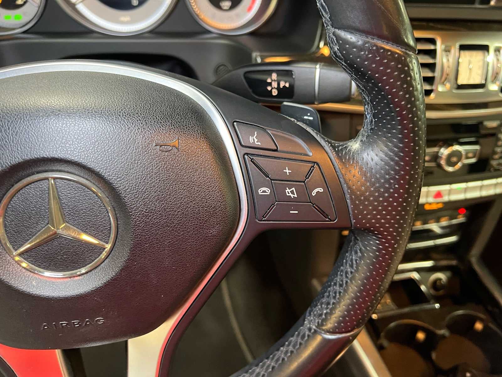 2015 Mercedes-Benz E 400 4dr Sdn 4MATIC®