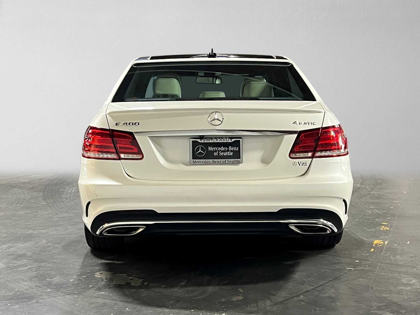 2015 Mercedes-Benz E 400 4dr Sdn 4MATIC®