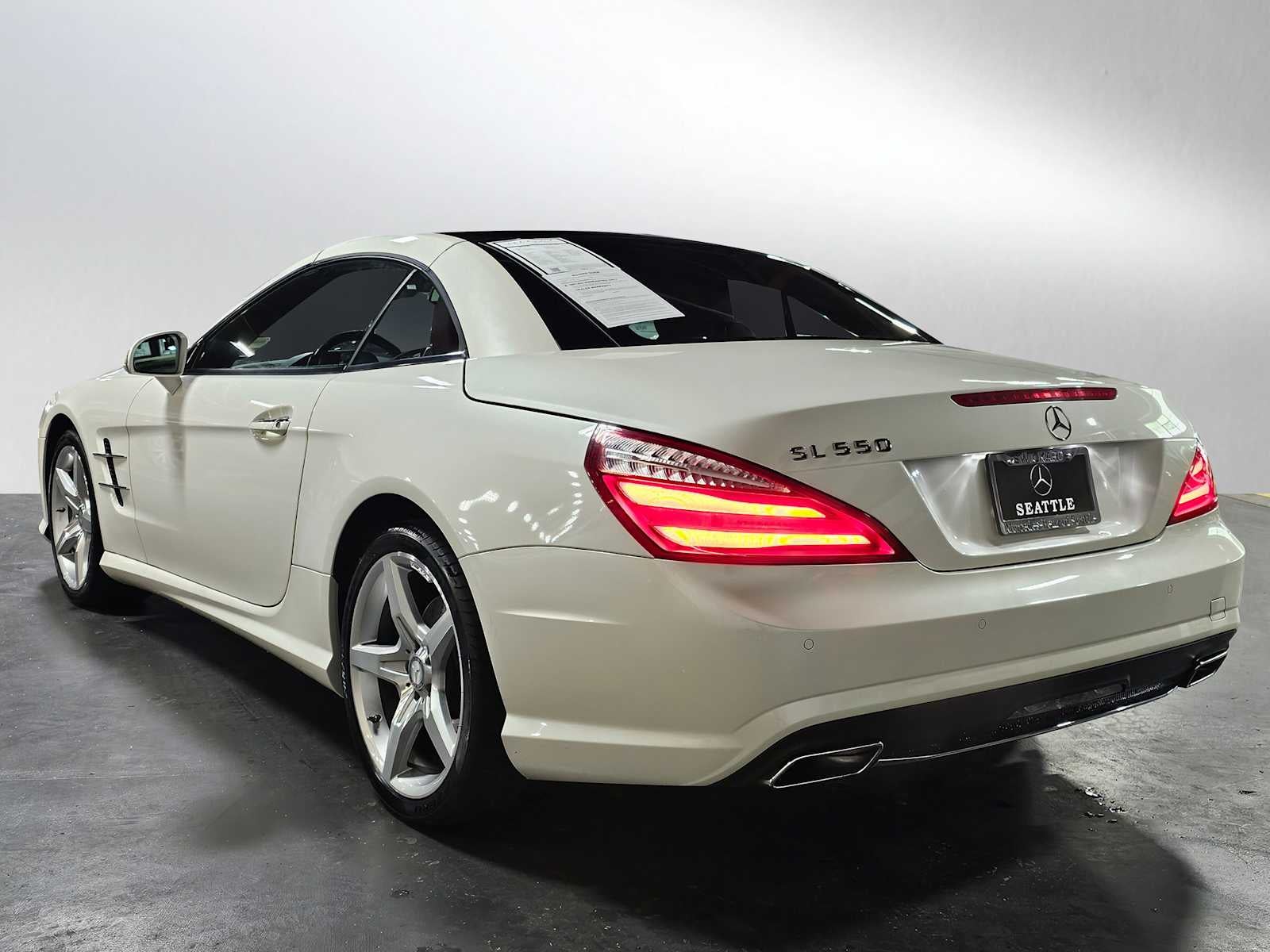 2013 Mercedes-Benz SL 550 2dr Roadster