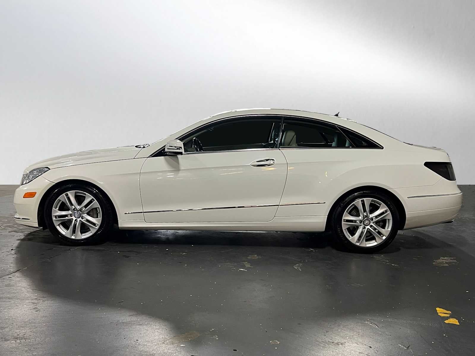 2011 Mercedes-Benz E 350 2dr Cpe RWD