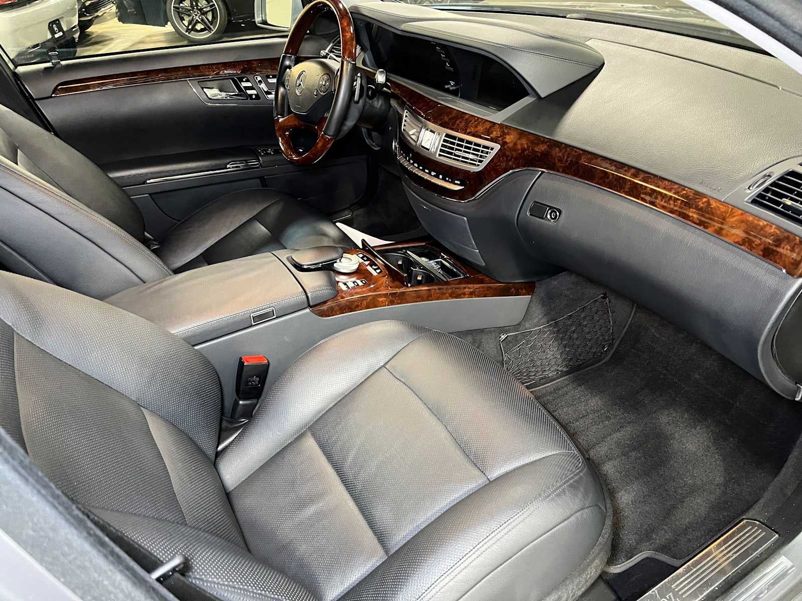 2013 Mercedes-Benz S 550 4dr Sdn RWD